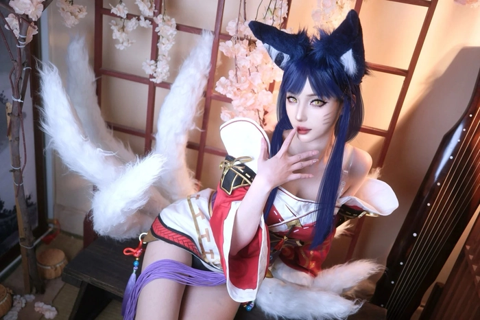 Gái xinh cosplay hồ ly