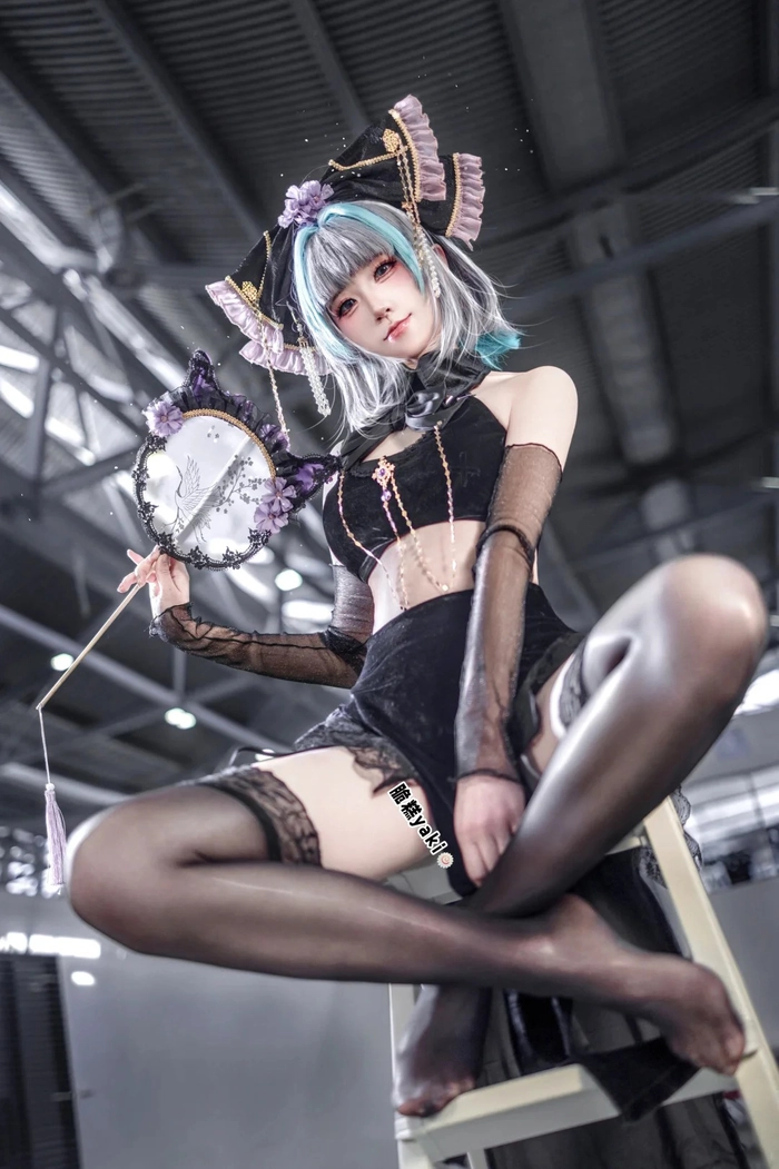 Gái xinh cosplay khoe dáng nóng bỏng