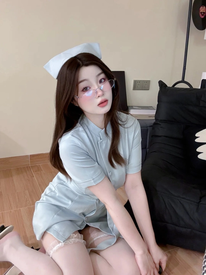 Gái xinh cosplay khoe vòng 1 hấp dẫn