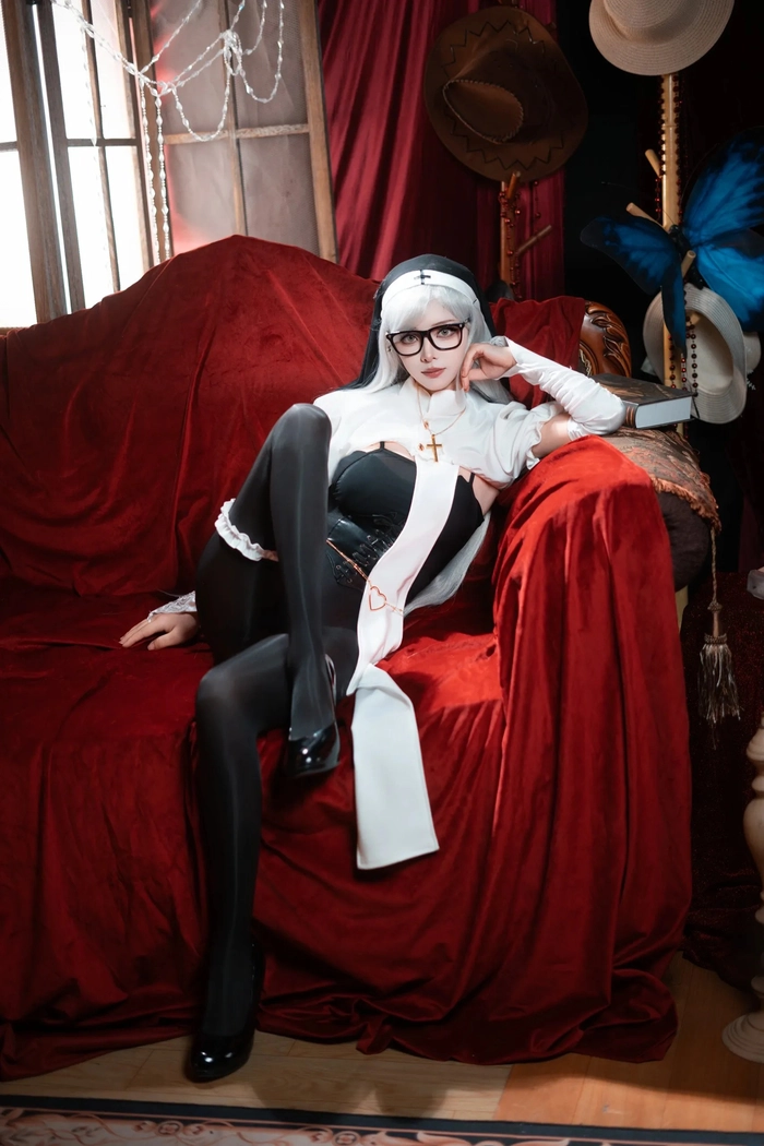 Gái xinh cosplay sơ anime cuốn hút
