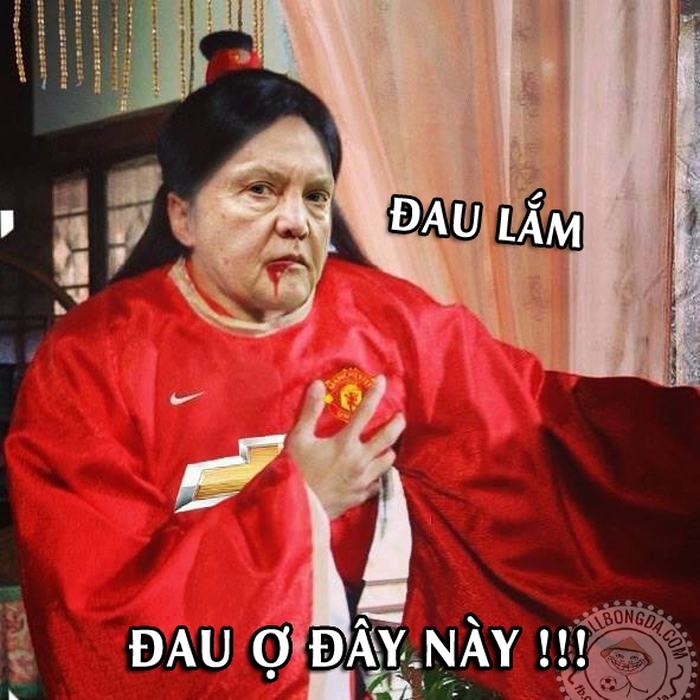 Hình vui đau ở đây này meme
