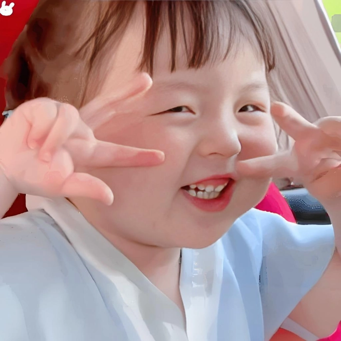 Meme em bé cute troll khiến ai cũng cười