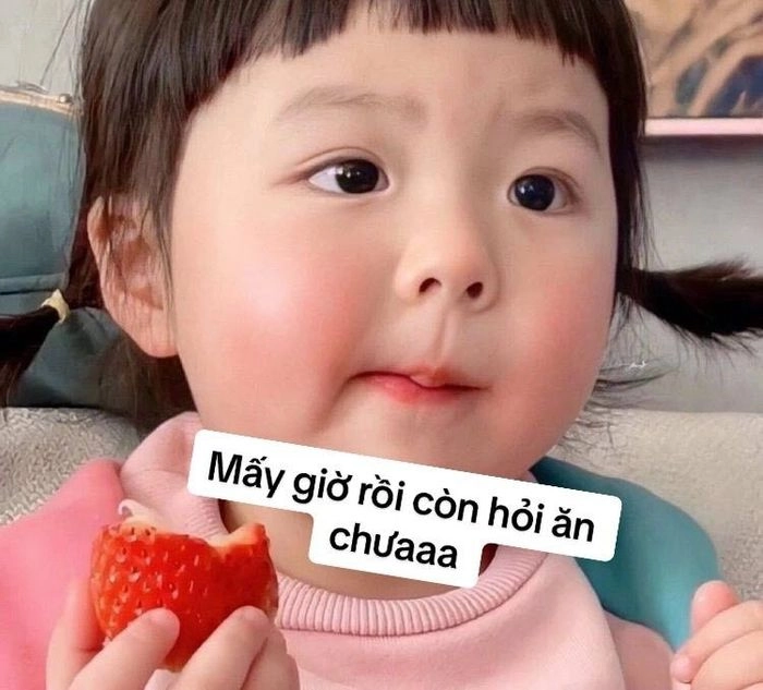 Meme em bé dễ thương ngộ nghĩnh