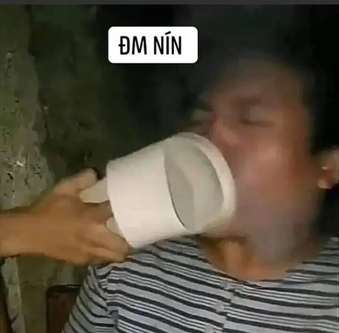 Meme nín mỏ đáng yêu cực chất