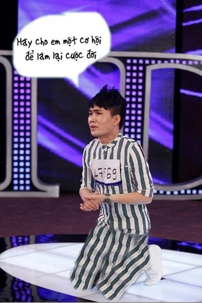 Meme quỳ lạy hài hước