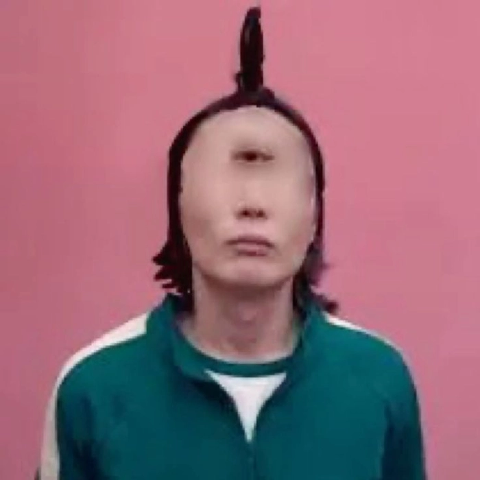 Squid Game meme hài hước